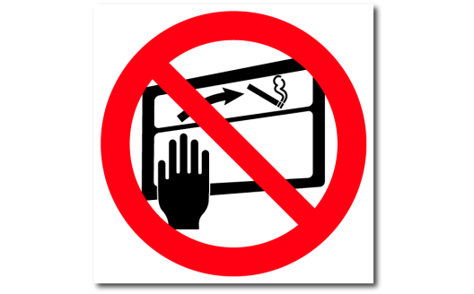 Знак "Запрещается выбрасывать окурки в окно"