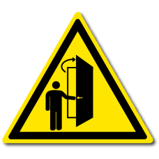 Знак "Внимание, дверь открывается на себя"